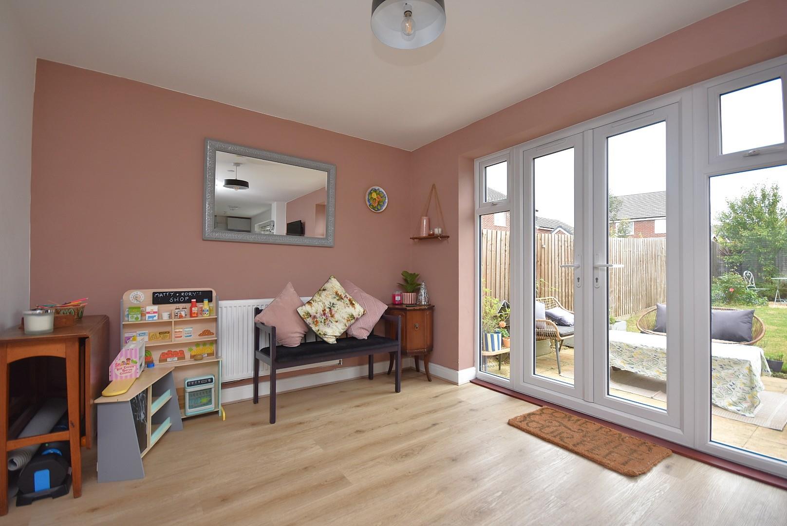 3 Flat Holm Close, Sully, CF64 5WJ